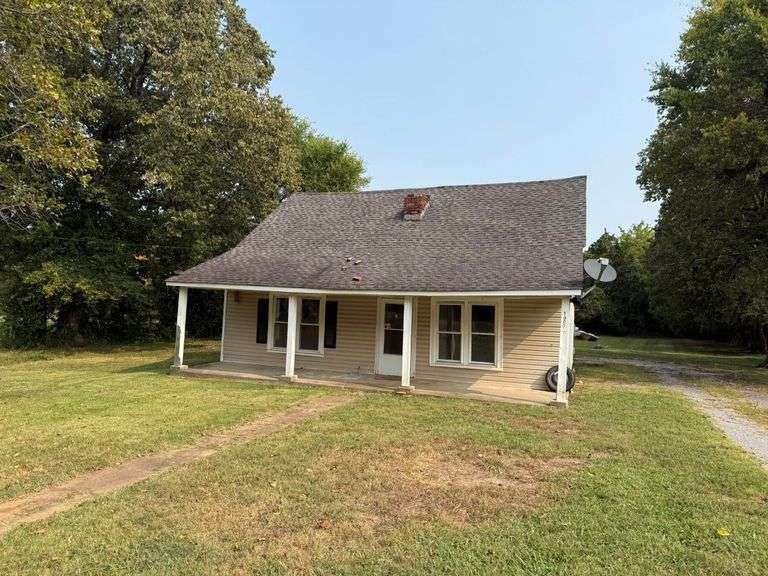 REAL ESTATE at 3907 Woodbury Pk, Murfreesboro, TN image