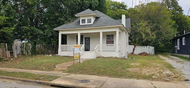 REAL ESTATE: 1709 E. 26th St, Chattanooga, TN image