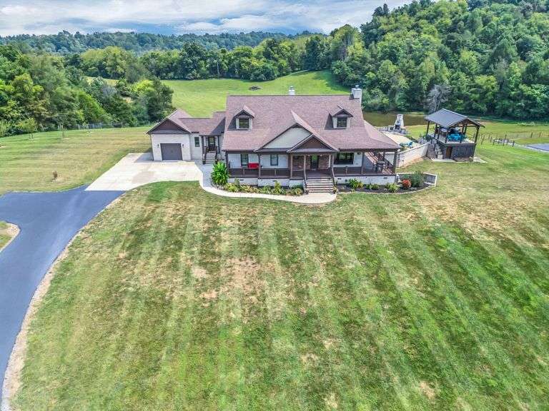 REAL ESTATE at 1043 New Herman Rd, Shelbyville, TN image