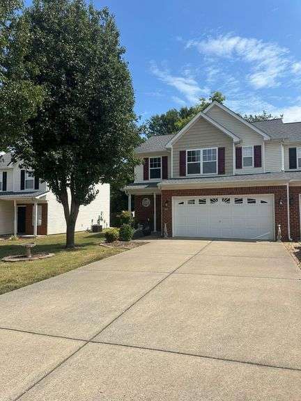 REAL ESTATE: 702 Mill Springs Rd, Smyrna, TN image