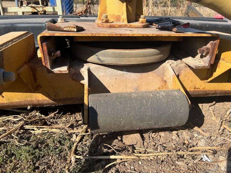 6 ft King Kutter Brush Hog, Hydraulic Cylinder needs replaced