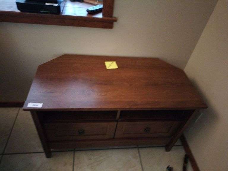 TV Stand 40"x20"x24" image