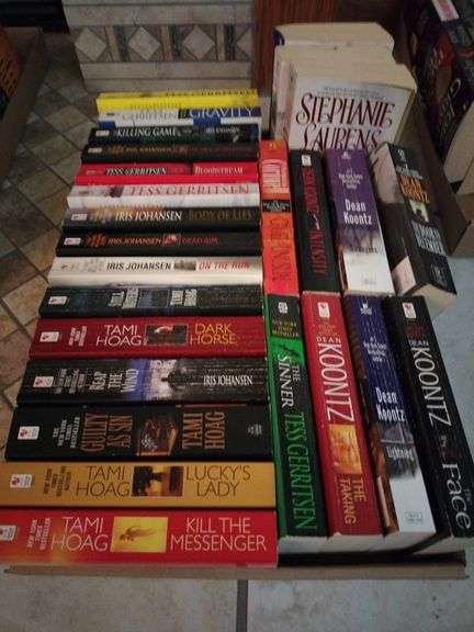 Paper Back Books (Tami Hoag, Iris Johansen, Dean Koontz, Stephanie Laurens, Tess Gerritsen) image