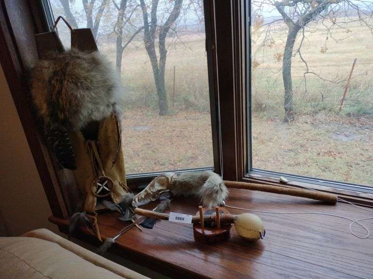 Native American Decor image