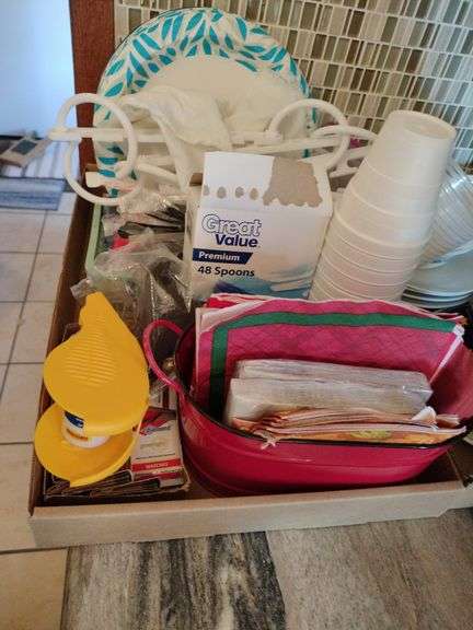 Paper plates; storage items image