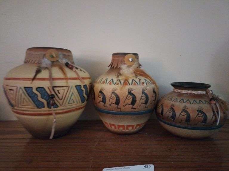 Navajo Pottery image