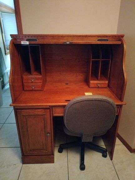 Roll Top Desk 42" x 29" x 53" and Chair image
