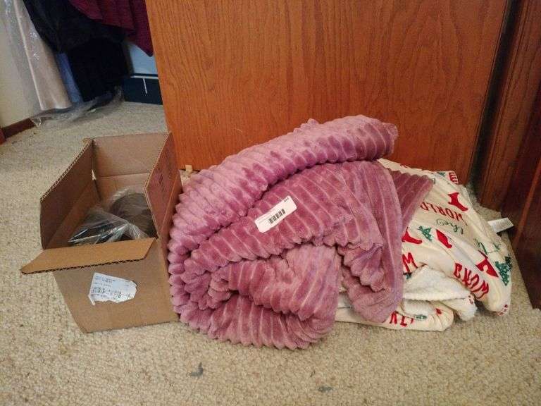 Blankets & Pitcher image