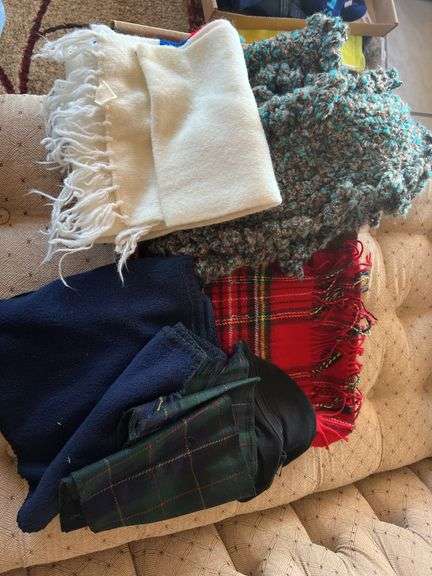 Ladies scarves image