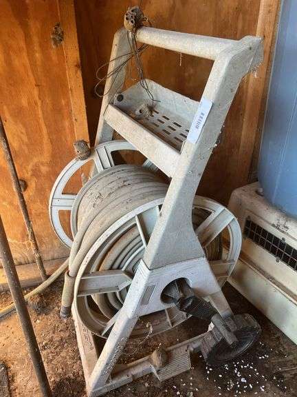 Garden hose and reel image