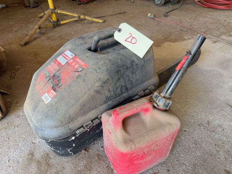 Craftsman 42cc 18-Inch Gas Chainsaw with Carrying Case and Gas Can, condition unknown image