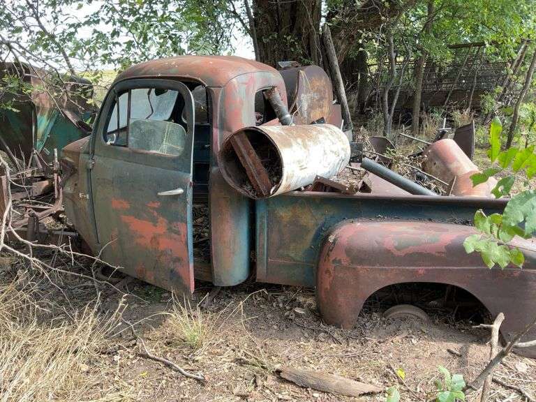 Truck Project - Ford F-4 - Parts or Restoration image