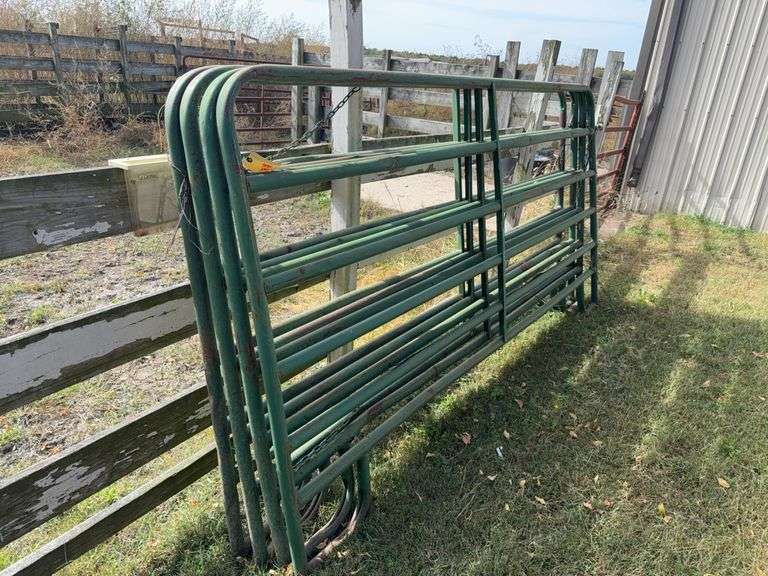 (4) Green Metal Livestock Panels (10 ft) image