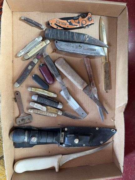 Assorted Knives Collection image