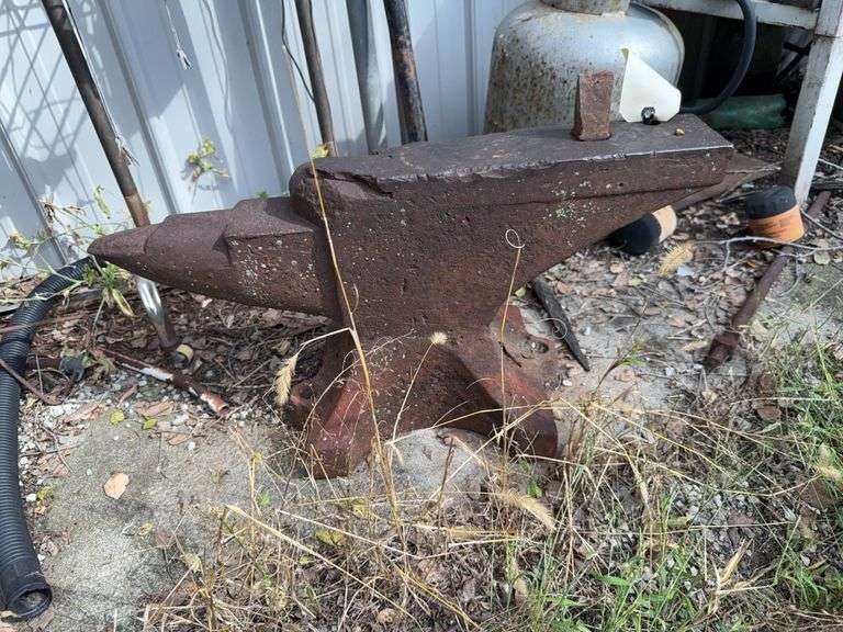 Heavy Duty Anvil Blacksmith Tool image