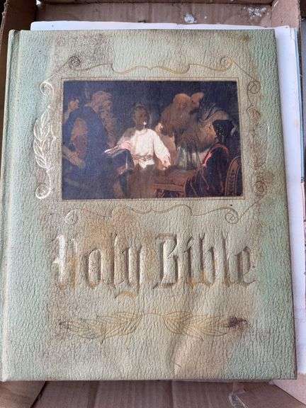 Heirloom Bible Publishers Holy Bible Red Letter Edition image