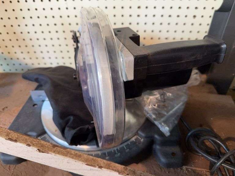 Chicago Electric 8-1/2" Compound Miter Saw image