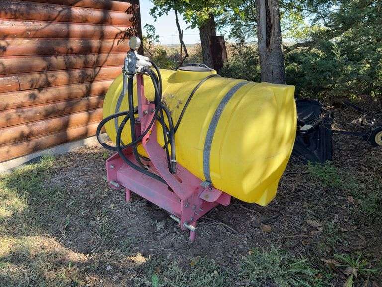 150 Gallon Skid Sprayer Tank on 3pt image