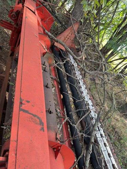 Massey Ferguson Combine Header Platform w/Pickup Attachments - Serial # 8859-27292 image