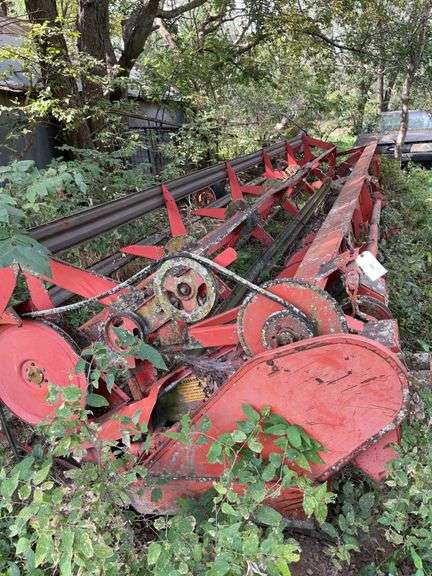Massey Ferguson Combine Header Attachment-For Parts or Salvage image