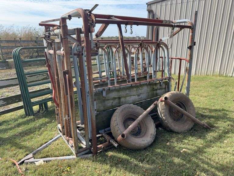 Filson Livestock Squeeze  Chute, Stanchion Head Gate, Transport Wheels image