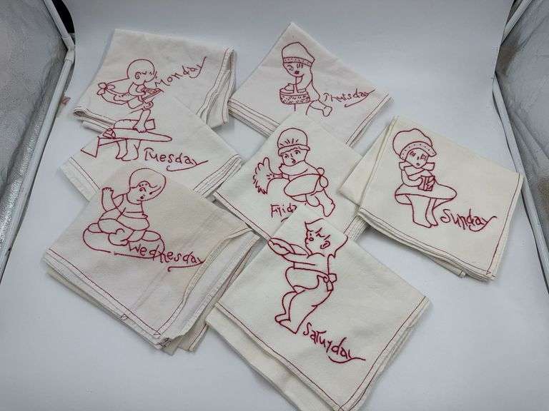 Embroidered Days of the Week Dish Towel Set image