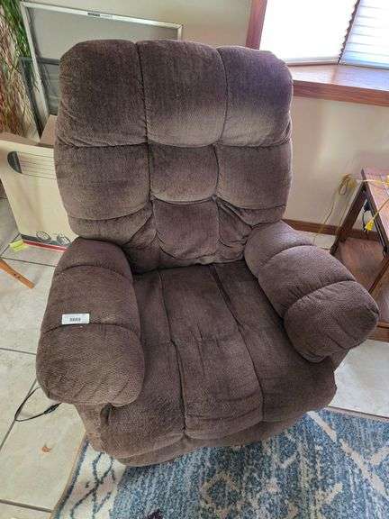 Electric Rocker/Recliner image