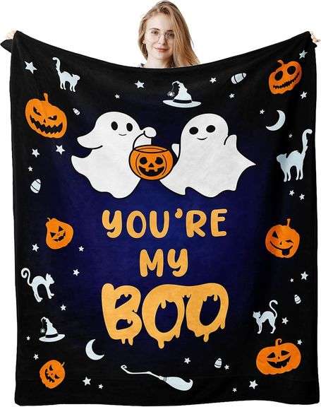 Halloween Ghost Blanket - Spooky Flannel Throw for Adults, Horror Theme Home Decor, 60"x50" image