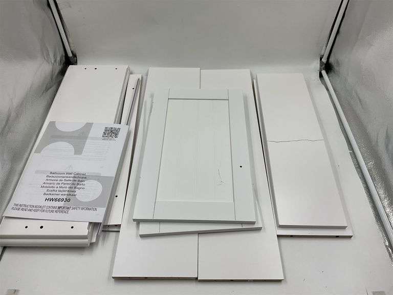 Bathroom wall cabinet image