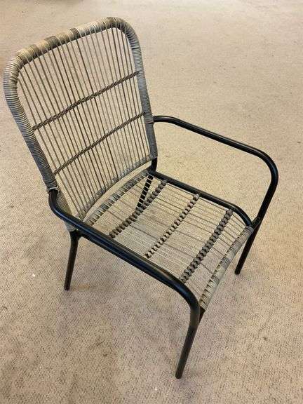 Outdoor patio chair image