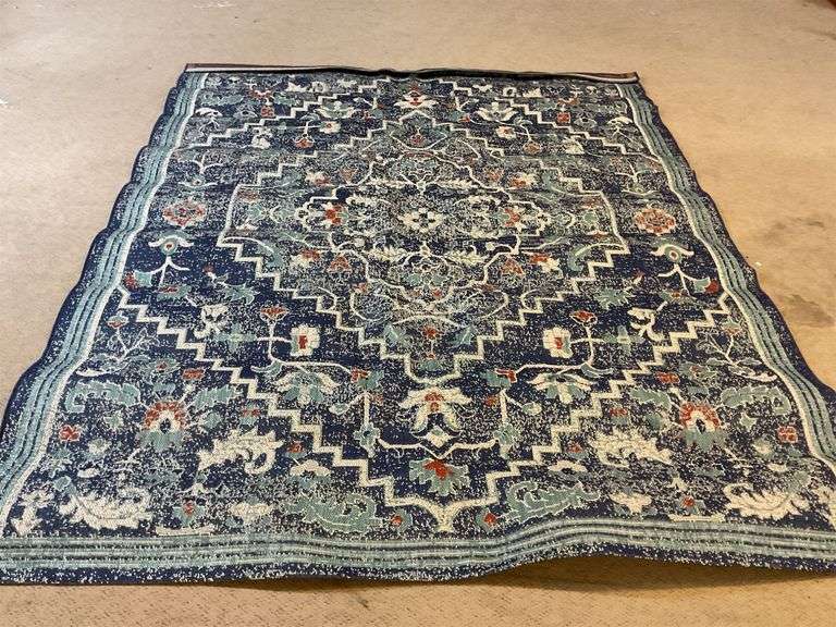 Elegant, dark blue rug image