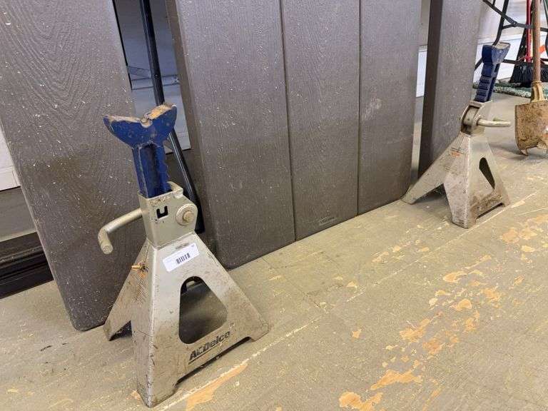 Pair of AC Delco 6-Ton Jack Stands image