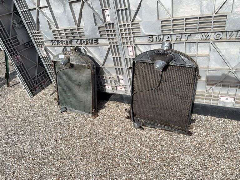 (2) Radiators, Both appear used image