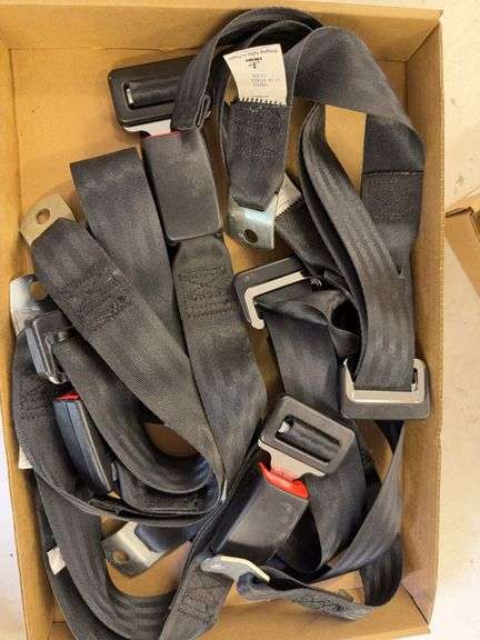 (5) Vehicle Seatbelts image