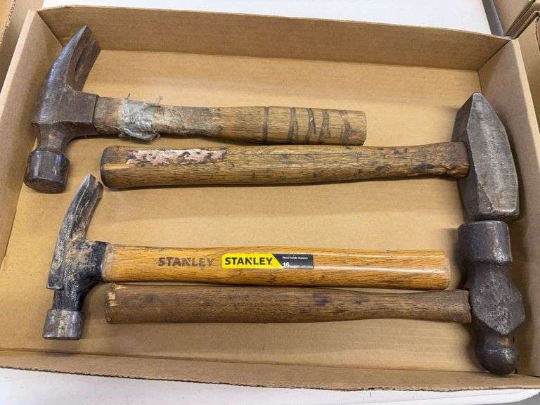Lot of Assorted Claw Hammers - Stanley image