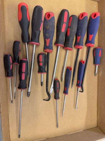 Mixed Screwdriver Set - Various Sizes and Styles image