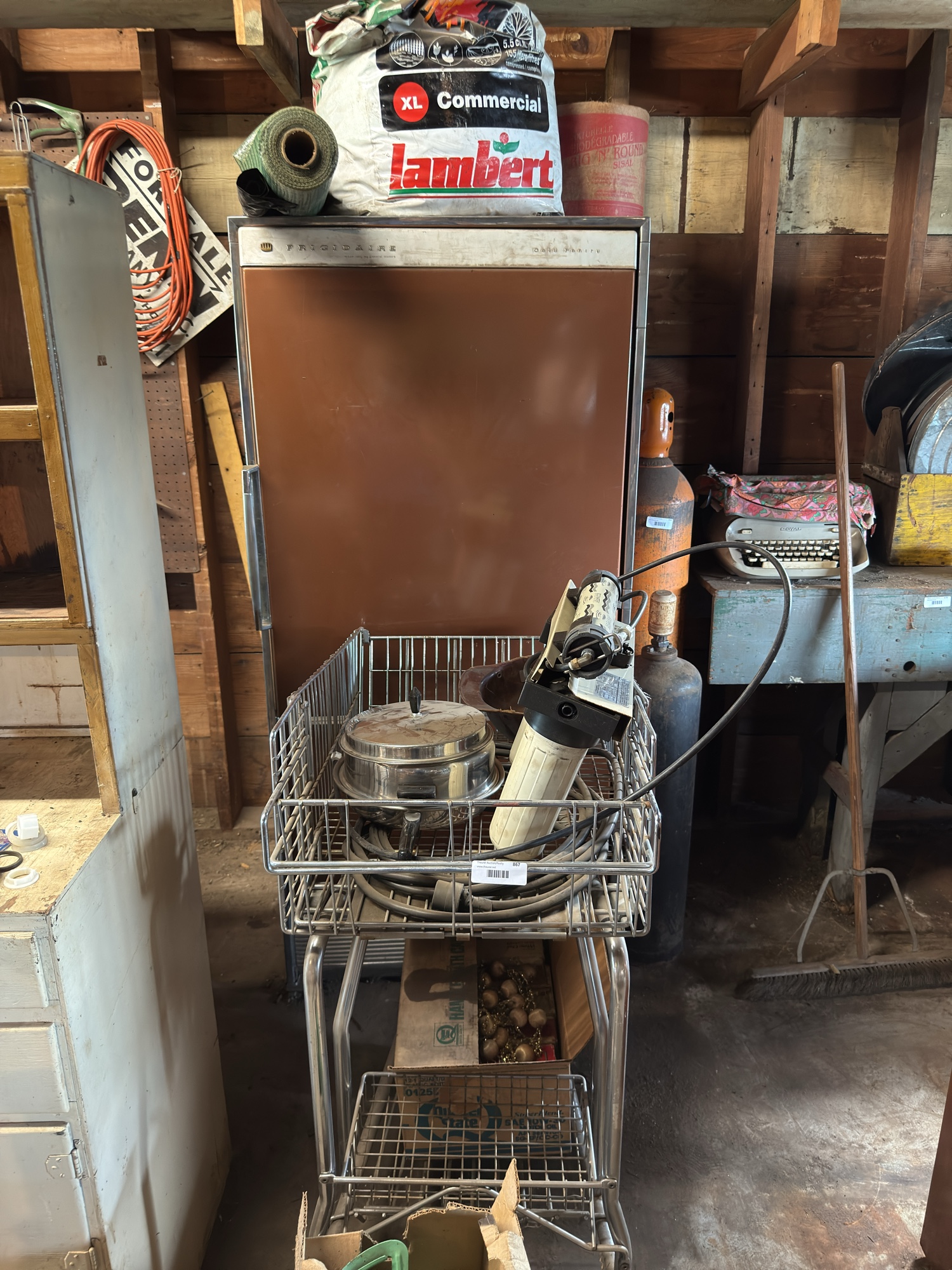 Lot image 1