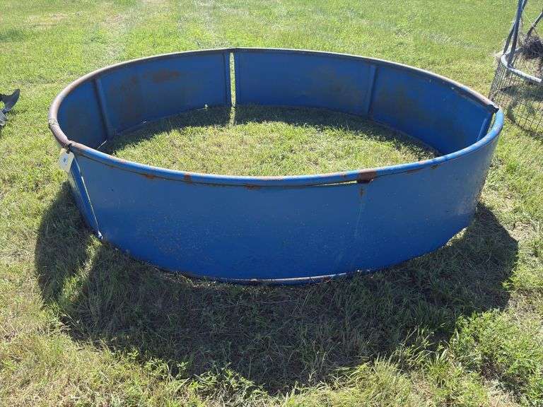 Blue Metal Livestock Feeding Ring, 8 -1/2 ft image