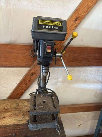 Central Machinery 8" Drill Press image