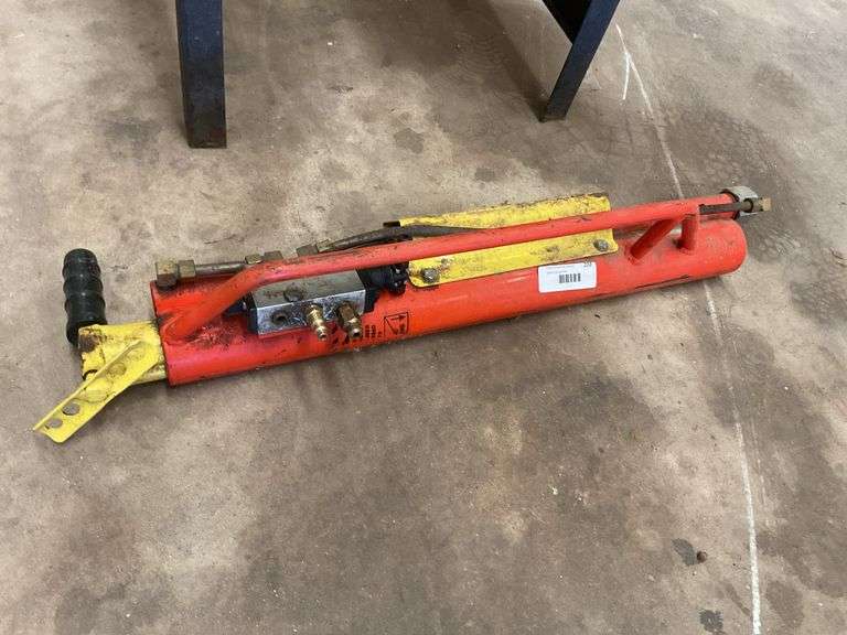 Pneumatic Tee Post Driver image