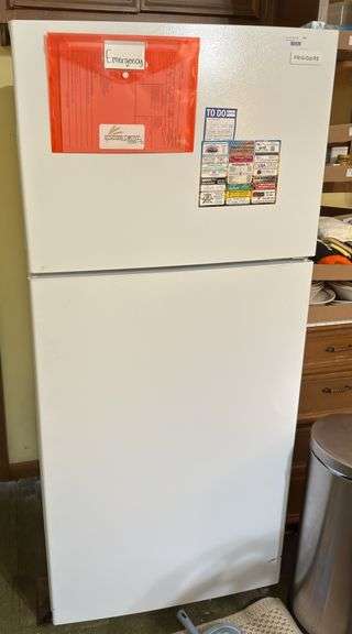 Frigidaire Top Freezer Refrigerator image