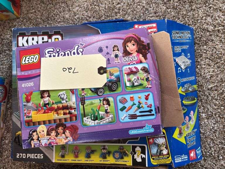 Lego Friends 41026 and KRP-0 Police Station Zombie Defense City Invasion Sets image