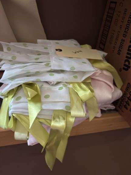 Fabric Napkins, Umbrella, & Decor image