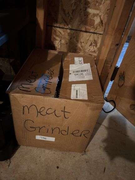 Box Lot Containing Assorted Items image