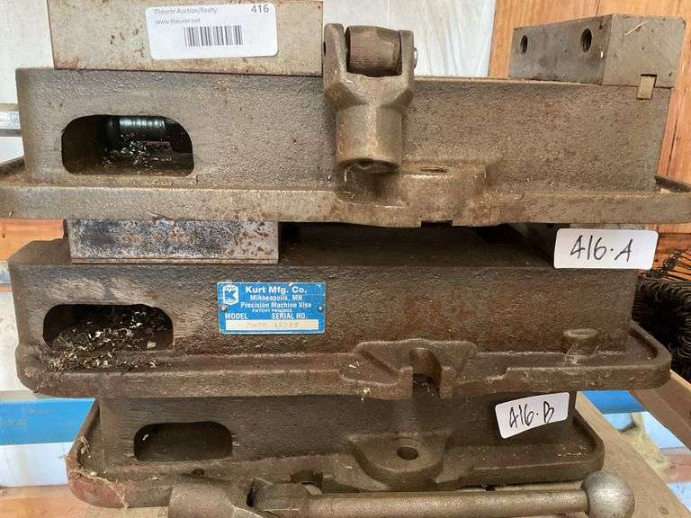 Kurt Mfg. Co. Precision Machine Vise (middle vise) image