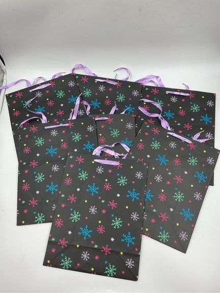 Lot of 7 Snowflake Design Gift Bags image