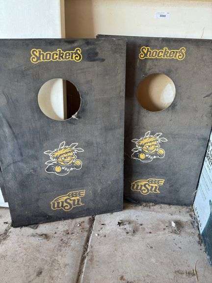 Wichita State Shockers Cornhole Set image