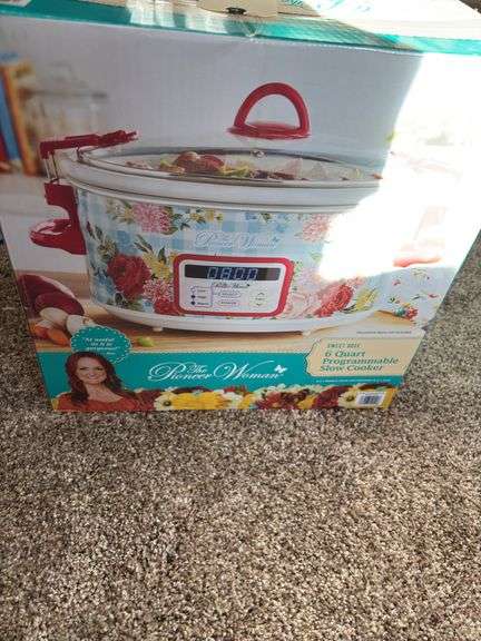 The Pioneer Woman & Hamilton Beach Slow Cookers image