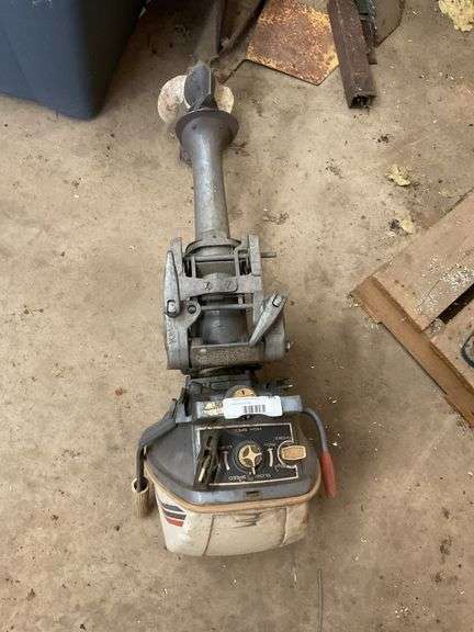 Evinrude 4 HP Outboard Boat Motor image