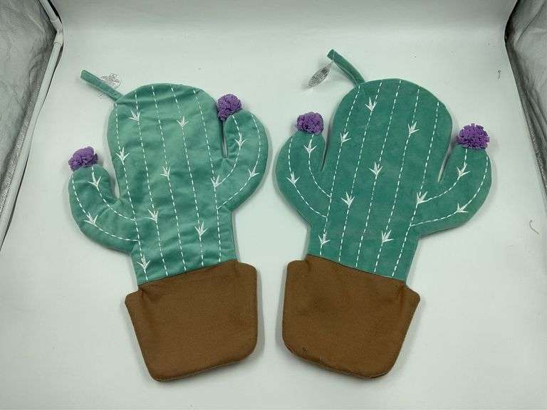 Pair of Cactus Potholders image